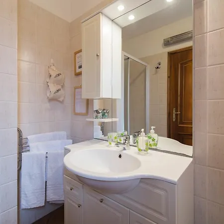 לינה וארוחת בוקר La Mimosa Del Golfo