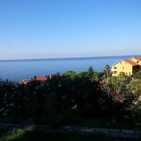 לינה וארוחת בוקר La Mimosa Del Golfo אוספדלטי