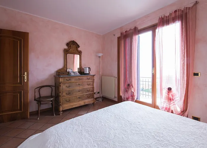 La Mimosa Del Golfo Bed & Breakfast Ospedaletti