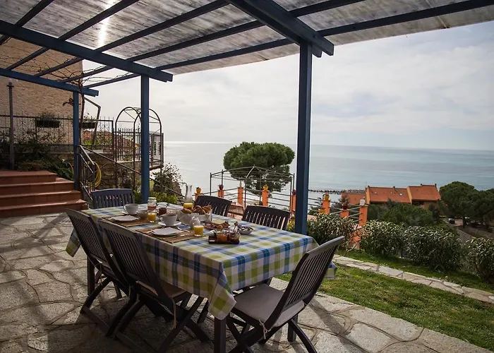 Alojamento de Acomodação e Pequeno-almoço La Mimosa Del Golfo