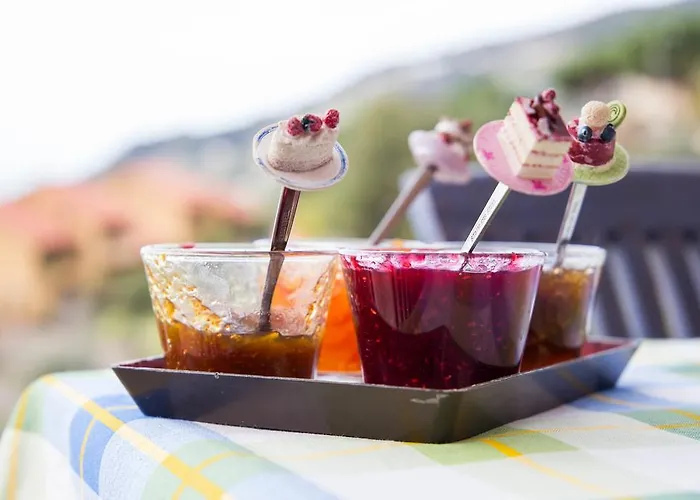 Bed & Breakfast La Mimosa Del Golfo 3*